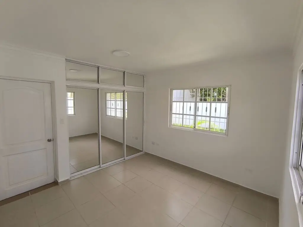 Vendo Proyecto de APTOS COMPLETO 2 EDIFICIOS 12 unidades en BAVARO PUN Foto 7267601-13.jpg