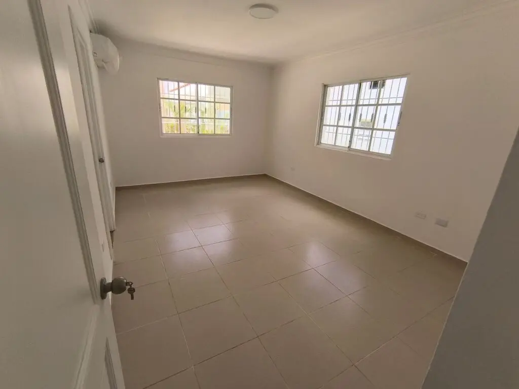 Vendo Proyecto de APTOS COMPLETO 2 EDIFICIOS 12 unidades en BAVARO PUN Foto 7267601-8.jpg