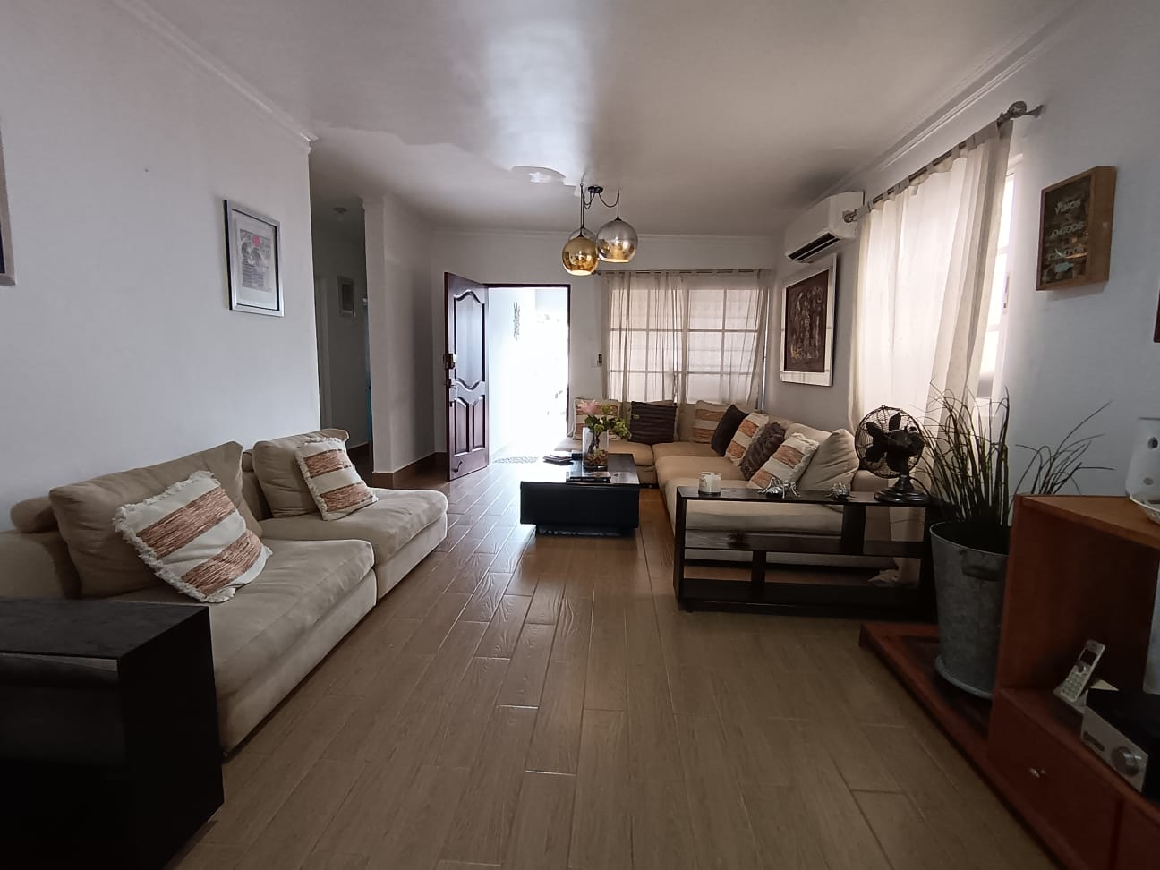 Vendo casa en el Res. Carmen María REPUBLICA DE COLOMBIA 3 habs. 291 M Foto 7267606-2.jpg