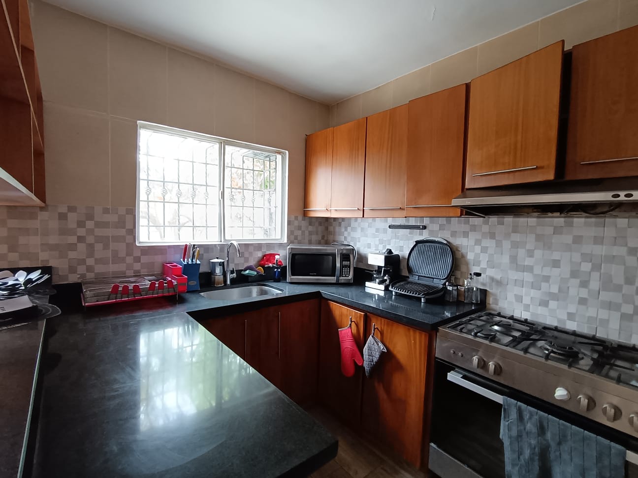 Vendo casa en el Res. Carmen María REPUBLICA DE COLOMBIA 3 habs. 291 M Foto 7267606-6.jpg