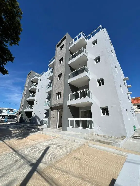DESDE RD5700000 Apartamentos nuevos en Lucerna  Proyecto de apartament Foto 7267708-1.jpg