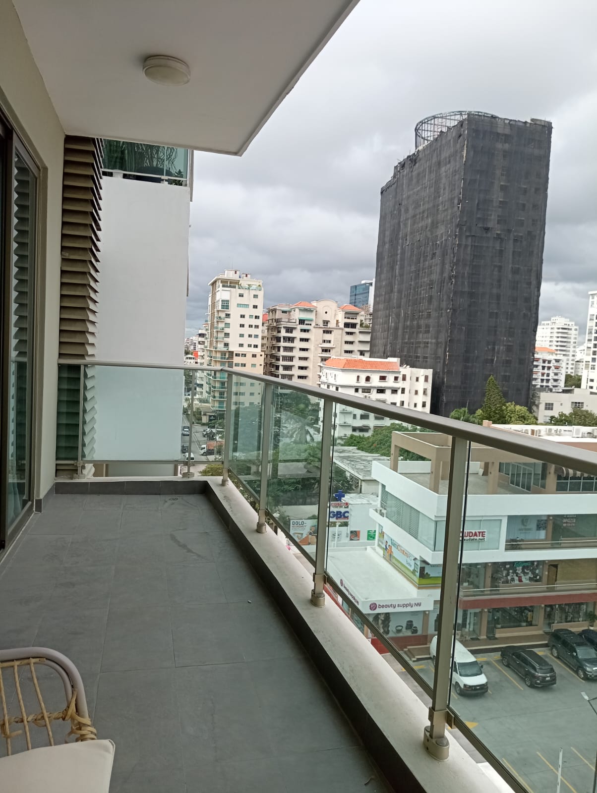 Alquilo Apartamento Amueblado en piantini US 2500 Foto 7267732-5.jpg