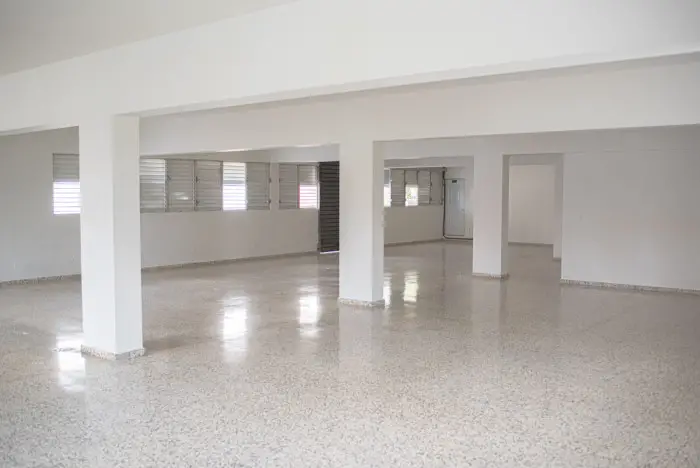 Alquiler de  Local comercial  en pleno centro de la ciudad cerca a la  Foto 7267759-4.jpg