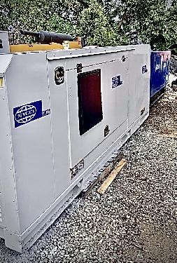 PLANTA ELÉCTRICA PERKINS IY DE 110 KW ULTRA SILENCIOSA DISPONIBLE ➡️➡️ Foto 7267766-1.jpg