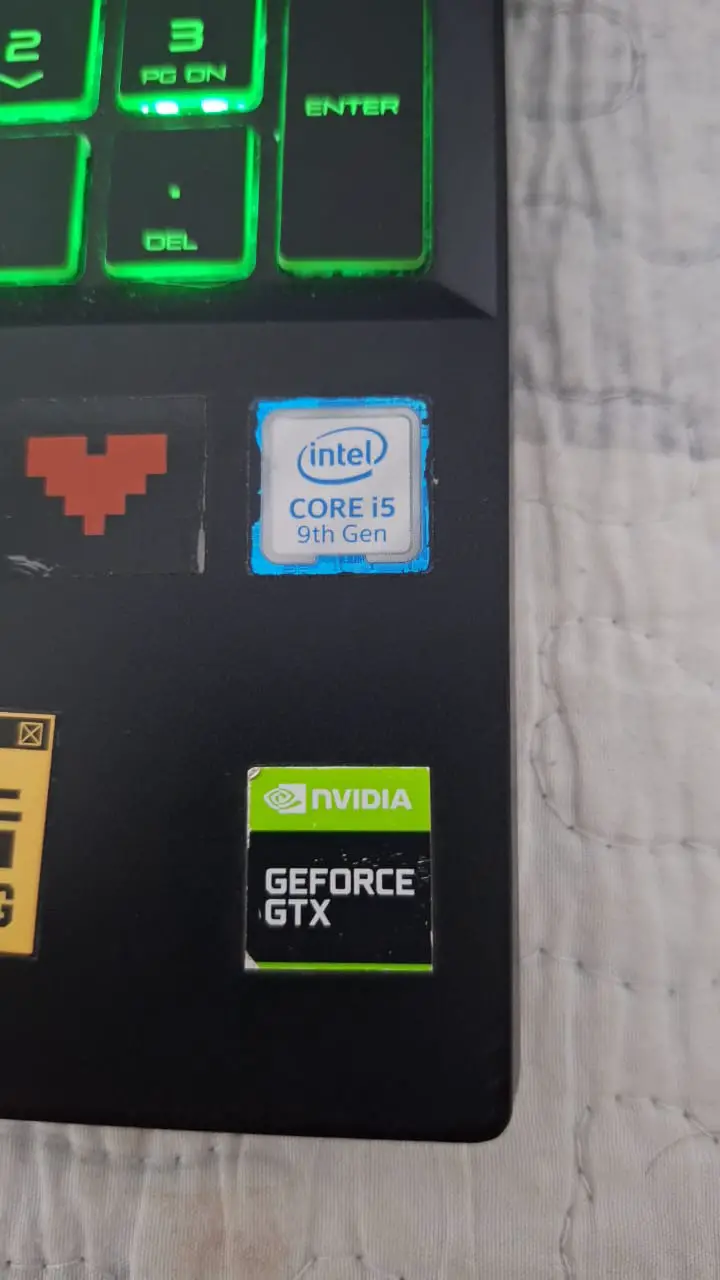 LAPTOP HP PAVILION GAMING Foto 7267979-2.jpg