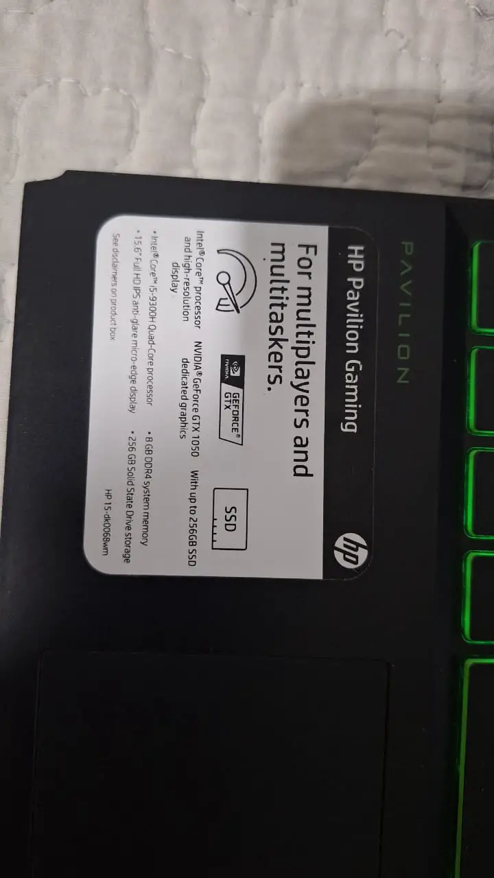 LAPTOP HP PAVILION GAMING Foto 7267979-4.jpg