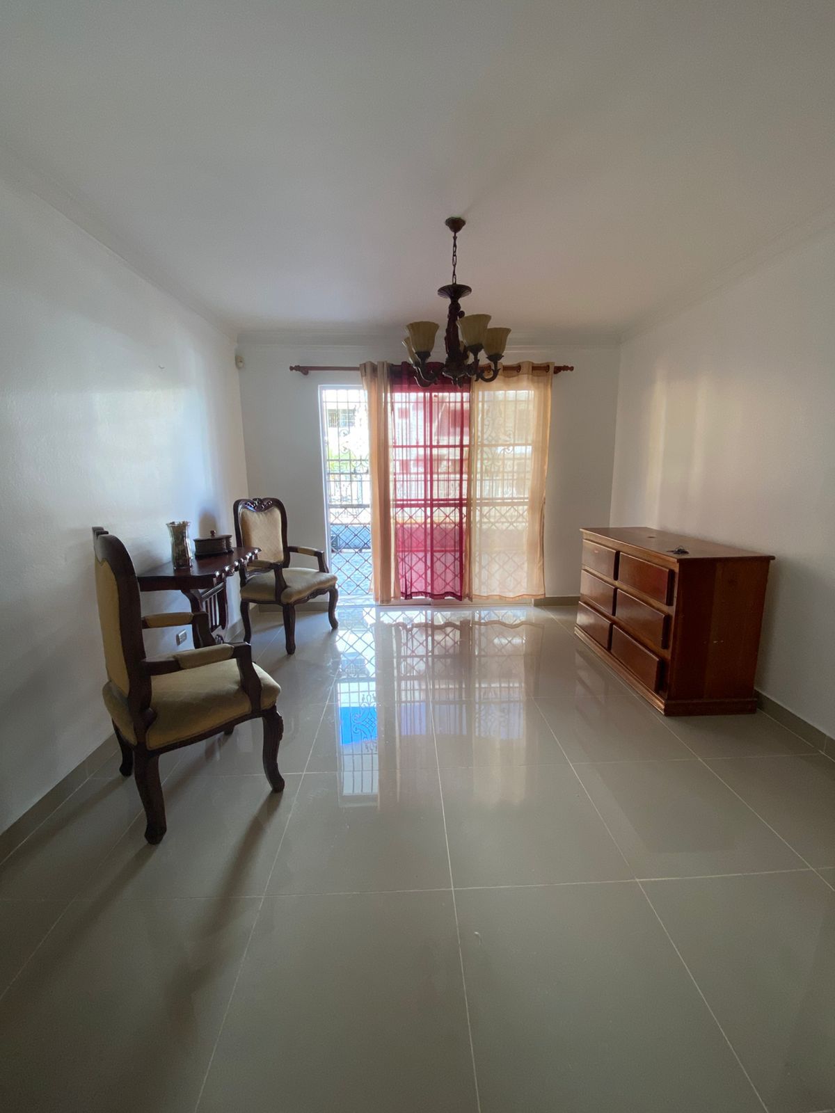 Se vente Apartamento clásico de oportunidad en Los Jardines del Sur Foto 7268095-4.jpg