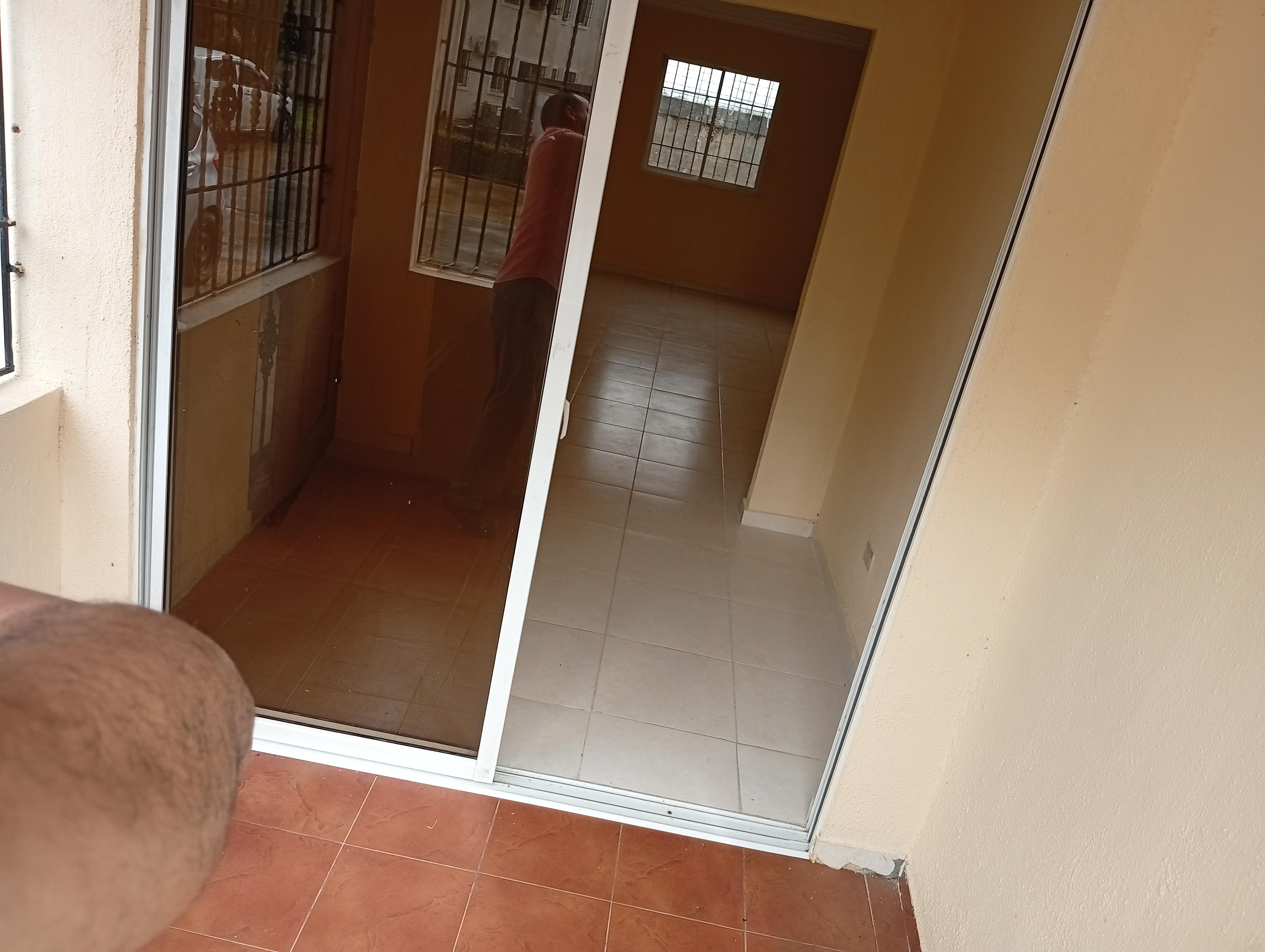 1er nivel Residencial Juan Rafael Sur Santo Domingo Norte  Foto 7268132-5.jpg