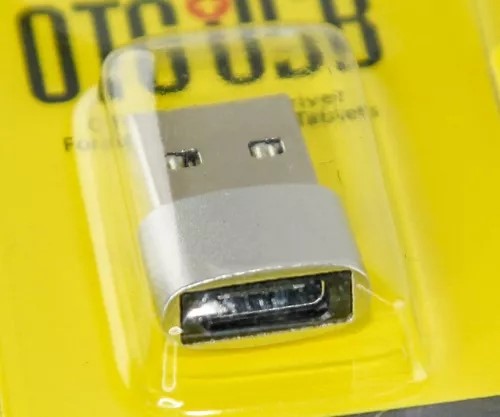 otg  tipo c a usb 3.0. Foto 7268151-3.jpg