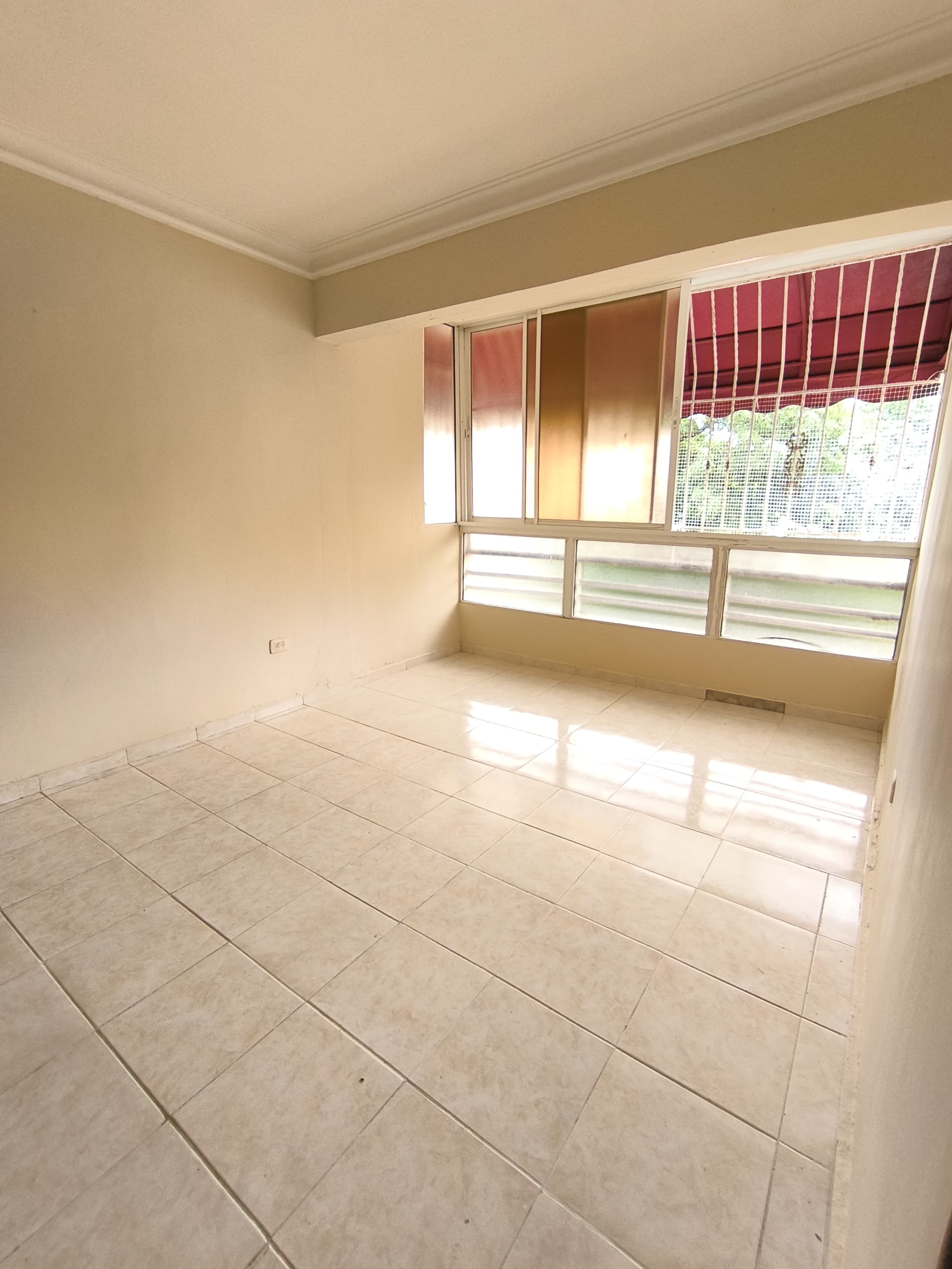Venta de Apartamento en El Brisal próximo a Megacentro Foto 7268183-5.jpg