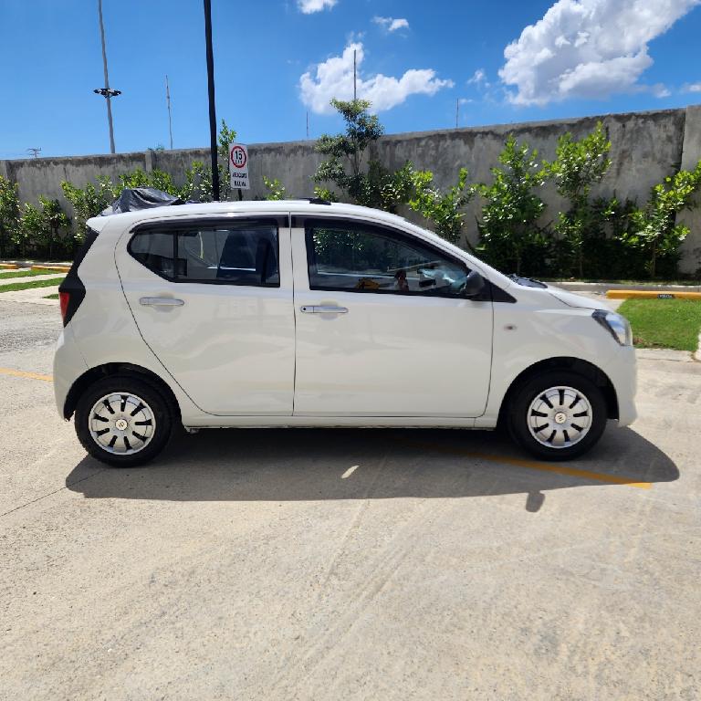 Daihatsu  2018 Gasolina Foto 7268190-3.jpg