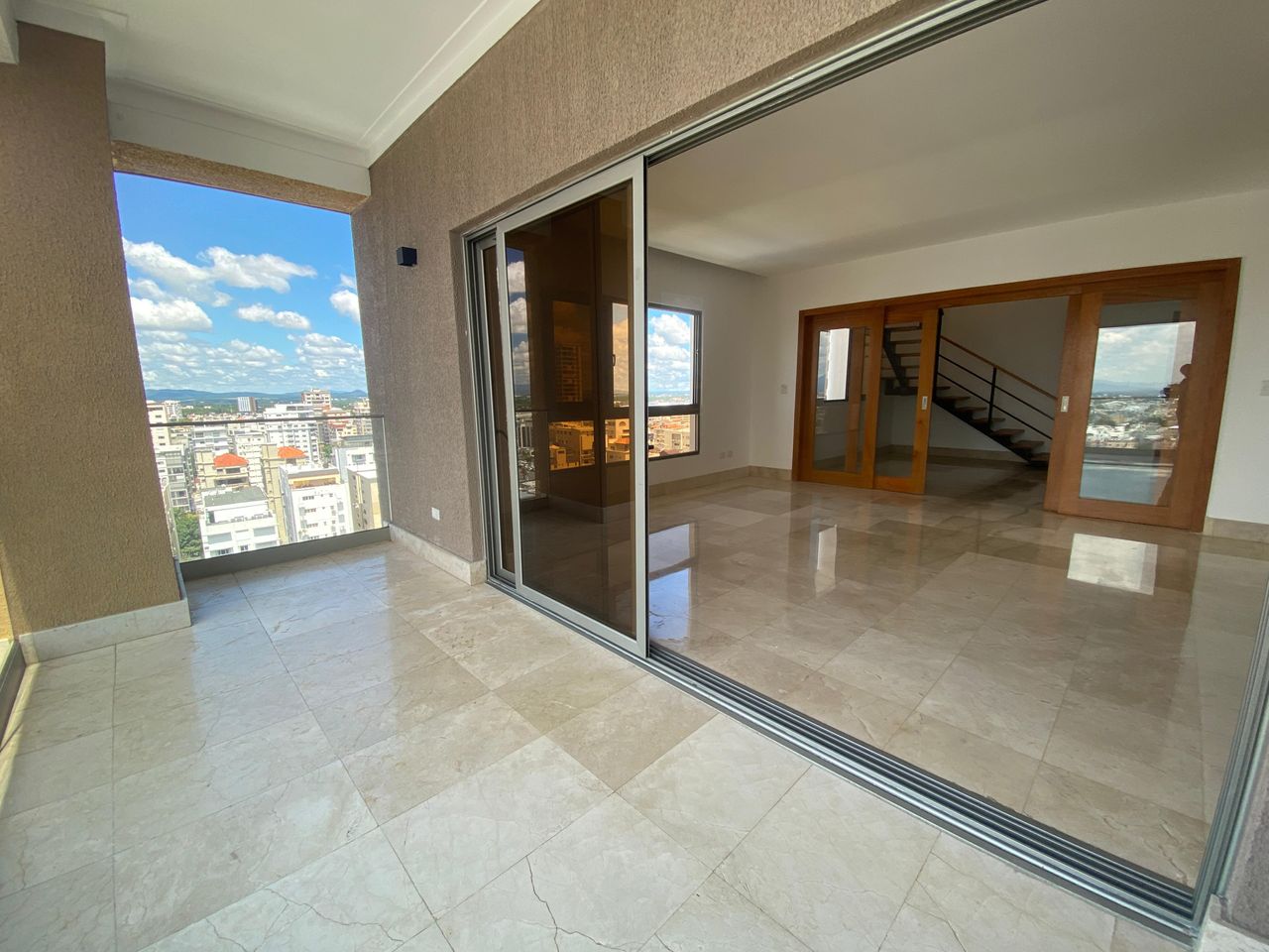 Penthouse en venta Nuevo a estrenar de 4 habitaciones en el Ensanche P Foto 7268436-12.jpg