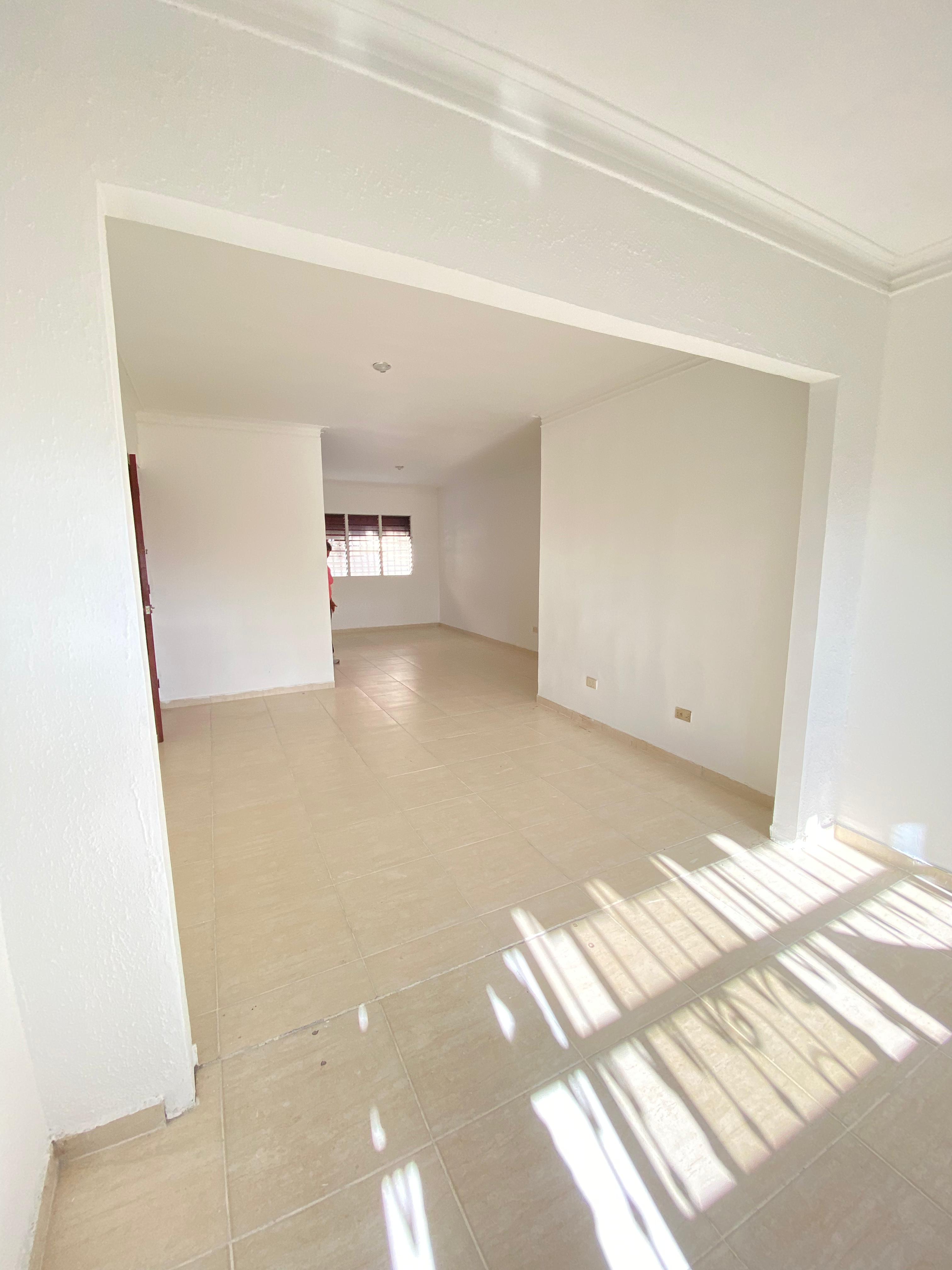Apartamento en venta en el Residencial Esther en Santo Domingo Oeste Foto 7268462-5.jpg