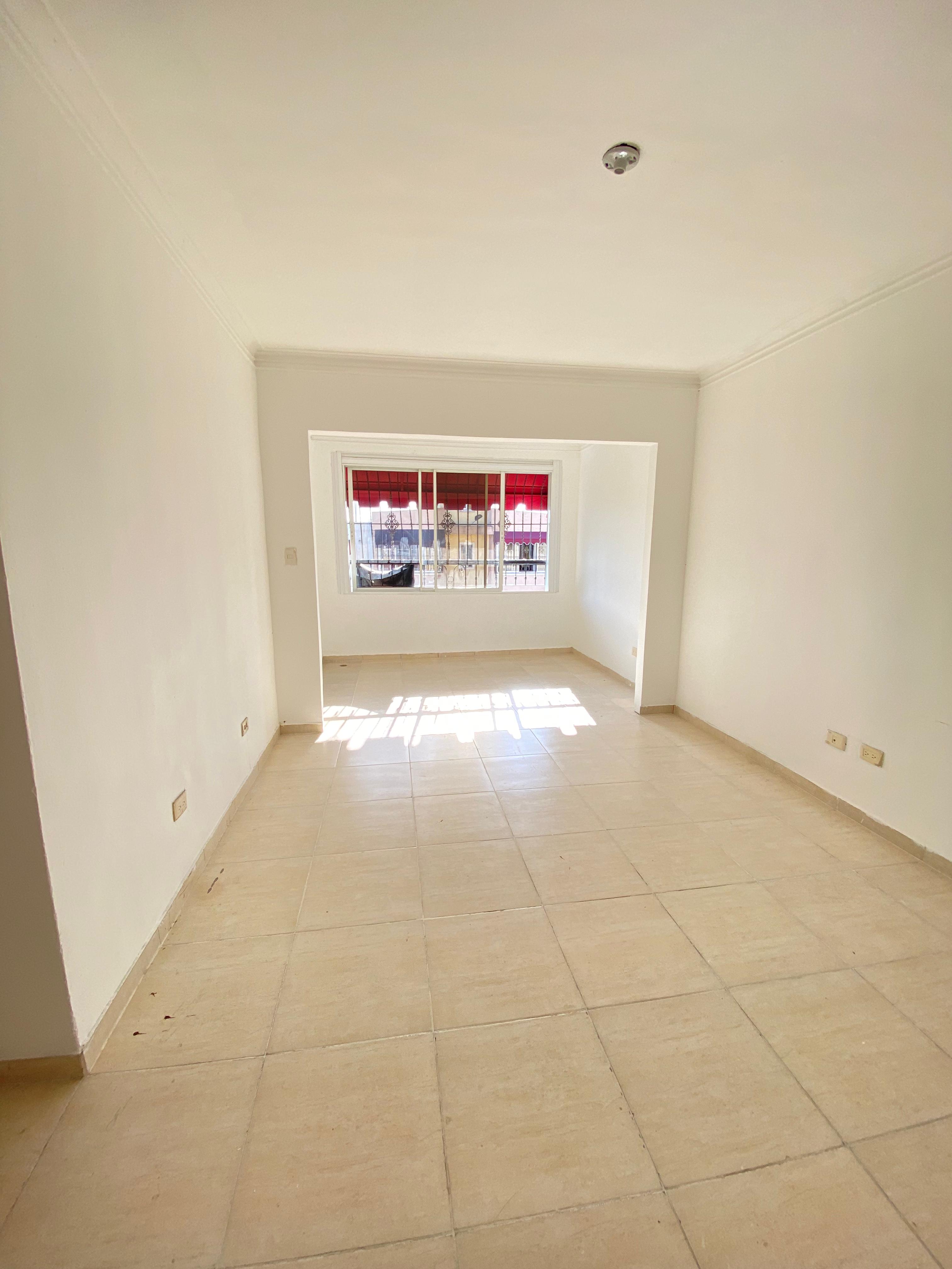 Apartamento en venta en el Residencial Esther en Santo Domingo Oeste Foto 7268462-6.jpg