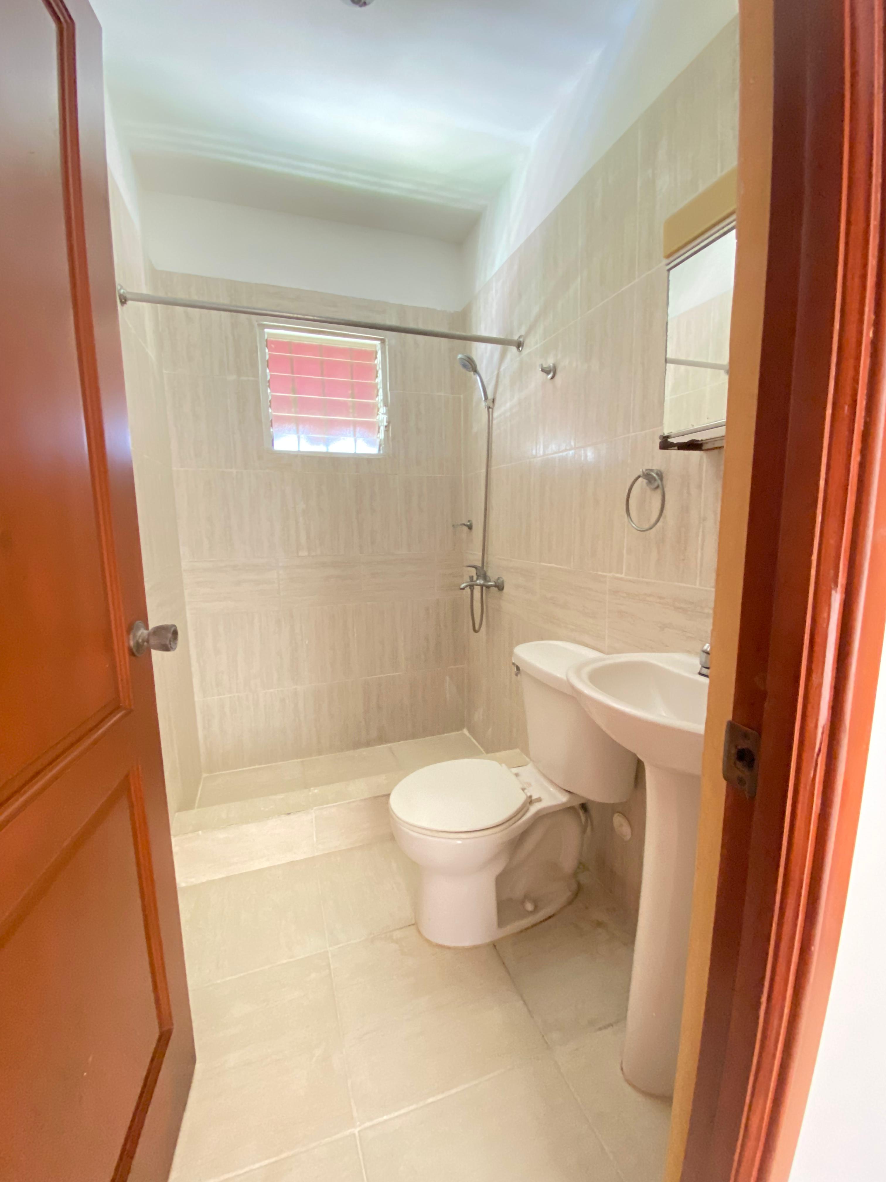 Apartamento en venta en el Residencial Esther en Santo Domingo Oeste Foto 7268462-9.jpg