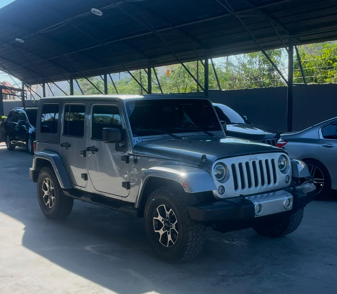 Jeep wrangler Sahara 2014  en Peravia Foto 7268468-1.jpg