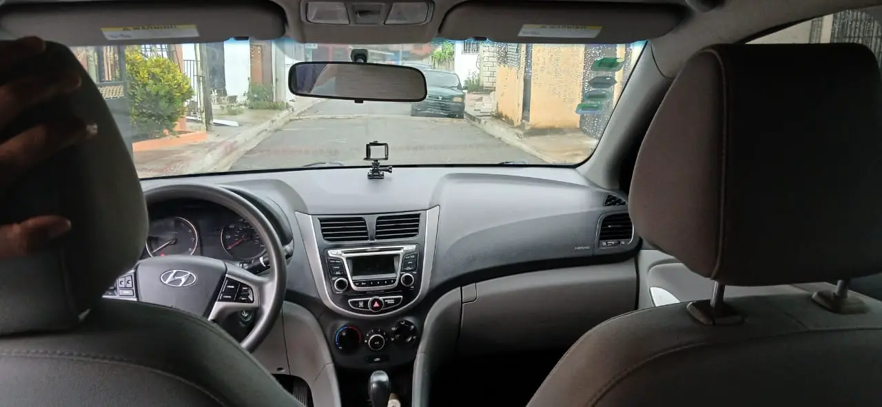 Hyundai Acento 2017 Foto 7268524-3.jpg