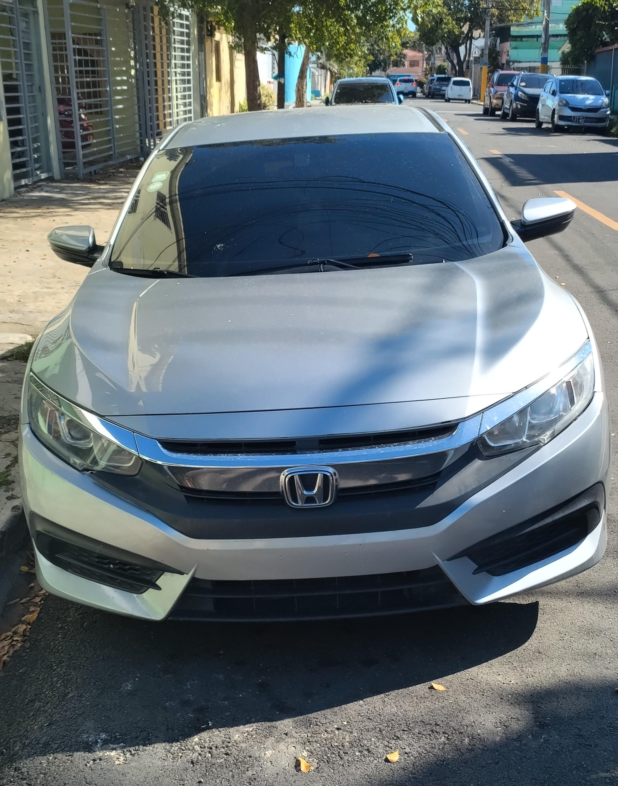 HONDA CIVIC AÑO 2017 en Santo Domingo Este Foto 7268711-10.jpg