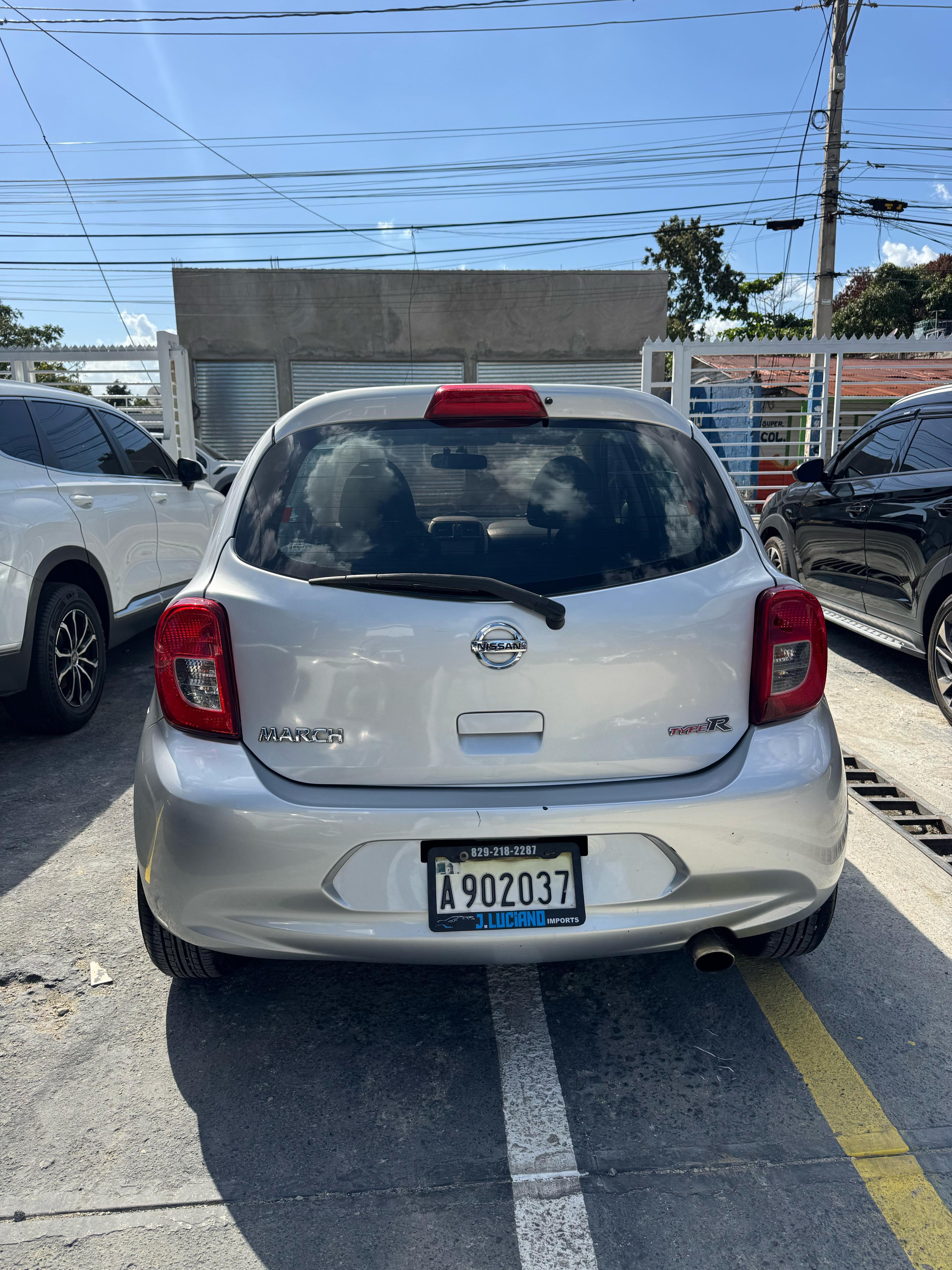 Nissan March 2015 en Excelente condiciones  Foto 7268787-7.jpg