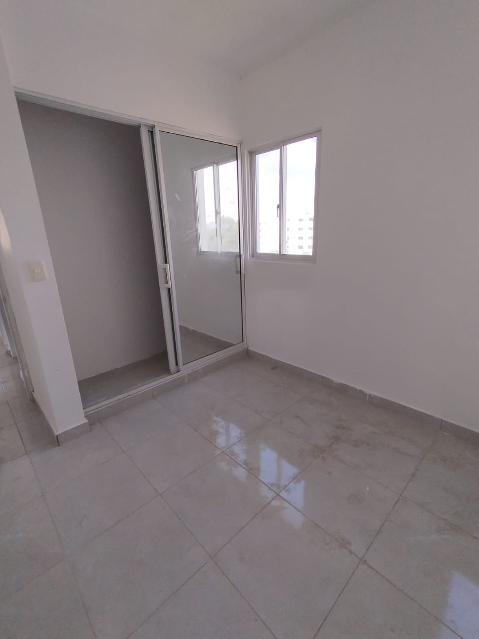 Vendo apartamento espacioso Proximo a Colina Centro Jacobo Majluta Foto 7268790-2.jpg