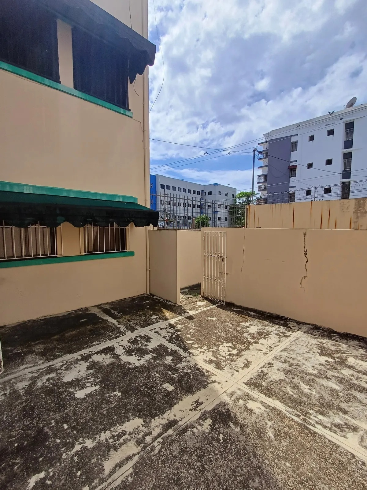 VENTA DE PERFECTO TERRENO EN LO MEJOR DE GAZCUE Foto 7268795-2.jpg