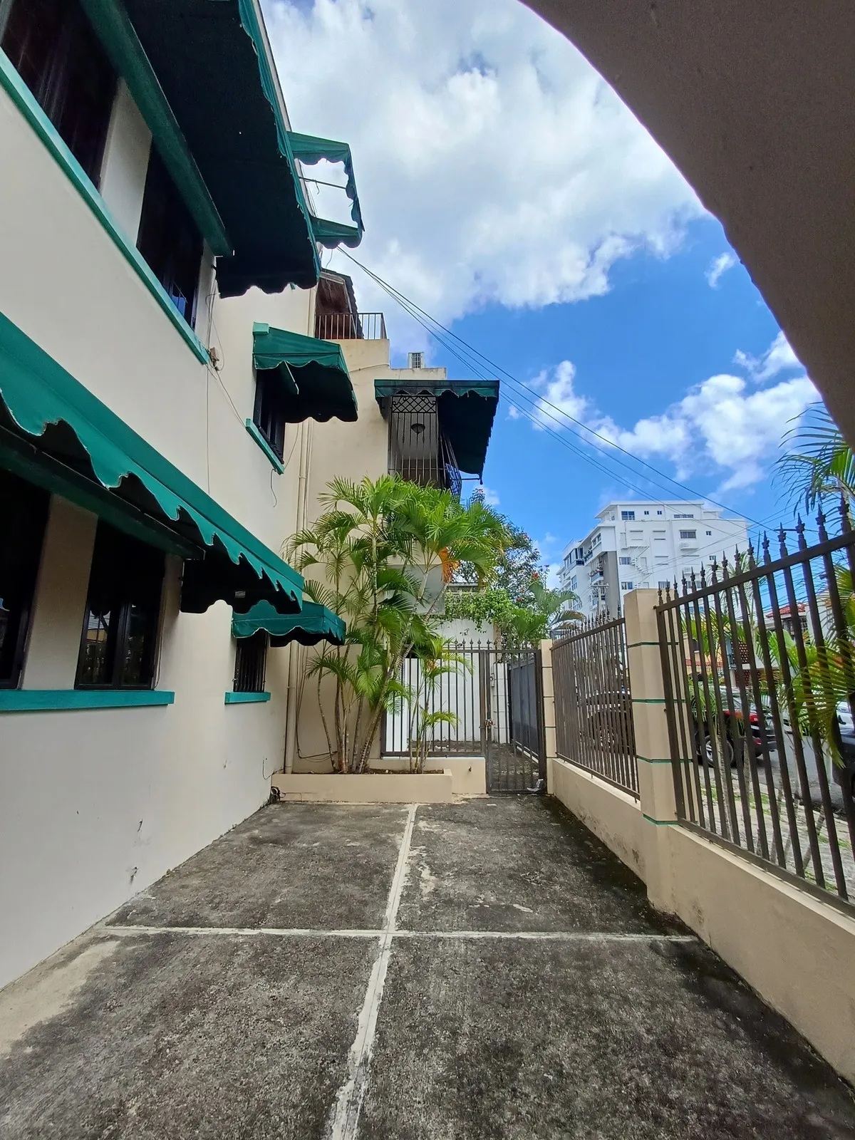 VENTA DE PERFECTO TERRENO EN LO MEJOR DE GAZCUE Foto 7268795-7.jpg