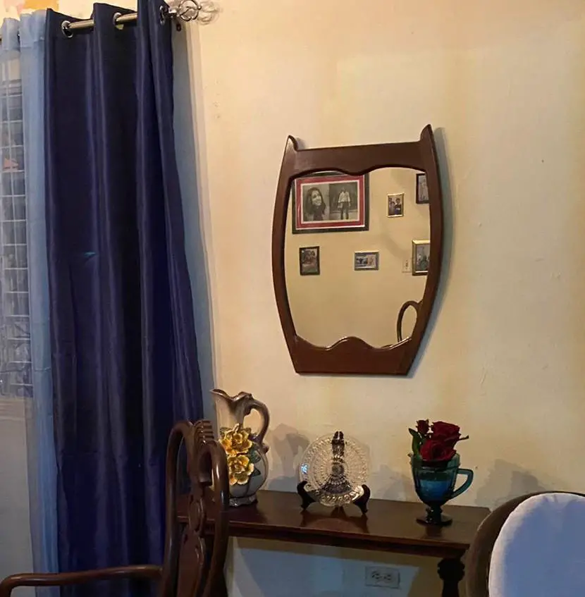 Espejo de Caoba con Diseño Artístico - Foto 7268798-1.jpg