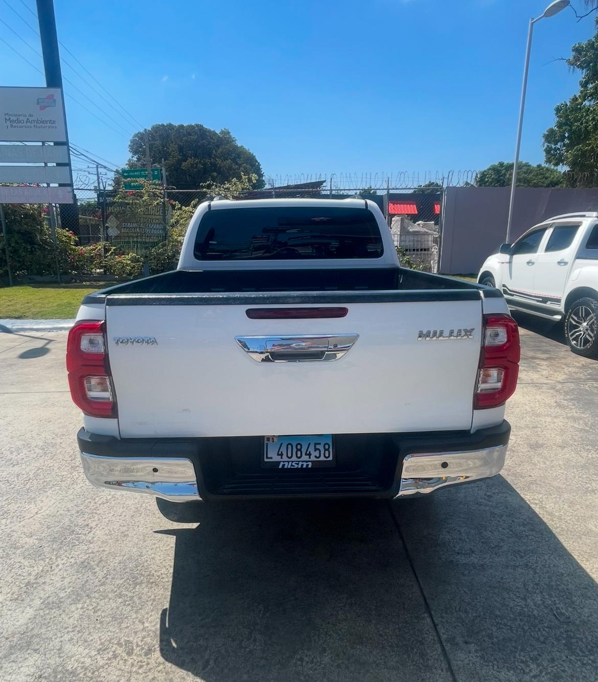 Toyota Hilux 2020 en Peravia Foto 7268845-8.jpg