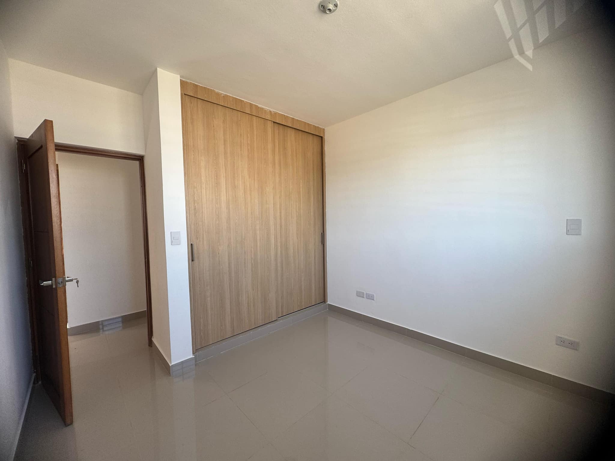 VPI-V 2025-0019 Rento Apartamento Urbanización Real Santiago República Foto 7268853-4.jpg