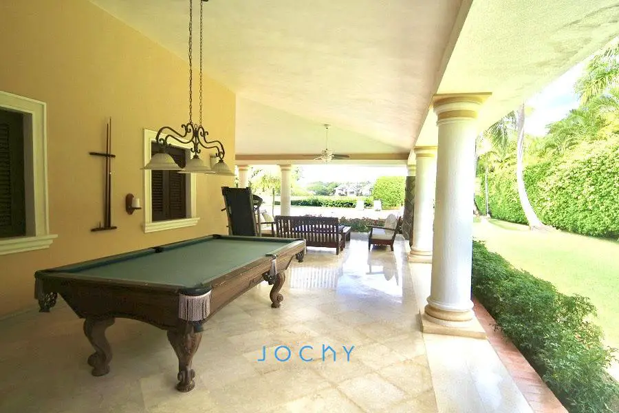 Jochy Real Estate vende villa en Casa de Campo La Romana R.D Foto 7268875-10.jpg