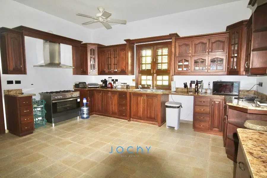 Jochy Real Estate vende villa en Casa de Campo La Romana R.D Foto 7268875-5.jpg