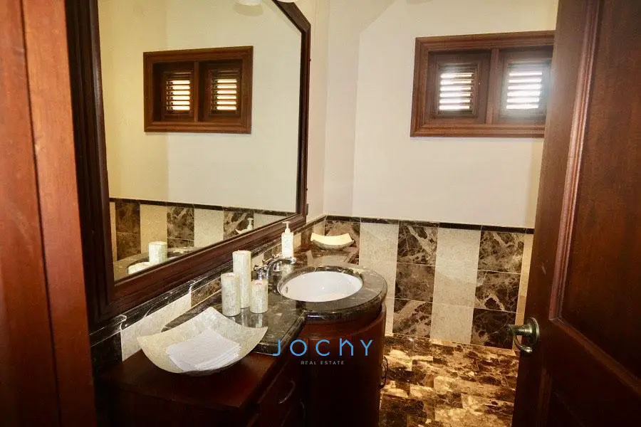 Jochy Real Estate vende villa en Casa de Campo La Romana R.D Foto 7268875-9.jpg
