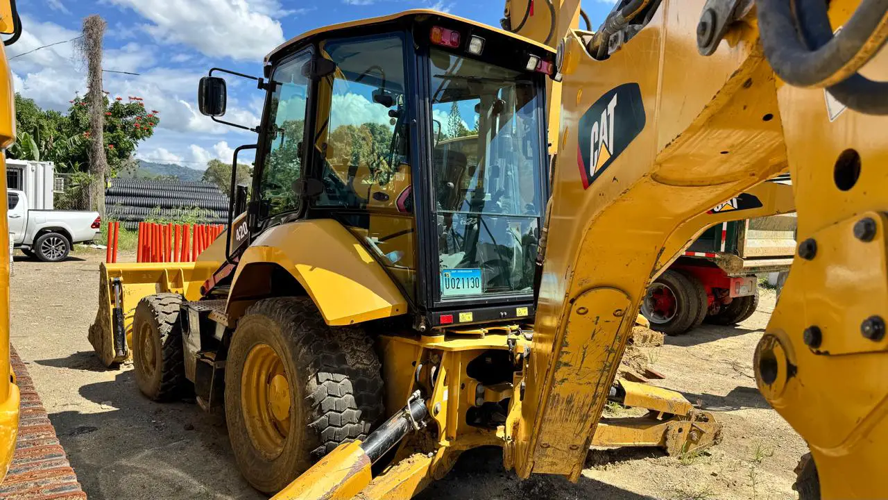 Retroexcavadora Caterpillar 420F2 2020 Foto 7268972-2.jpg