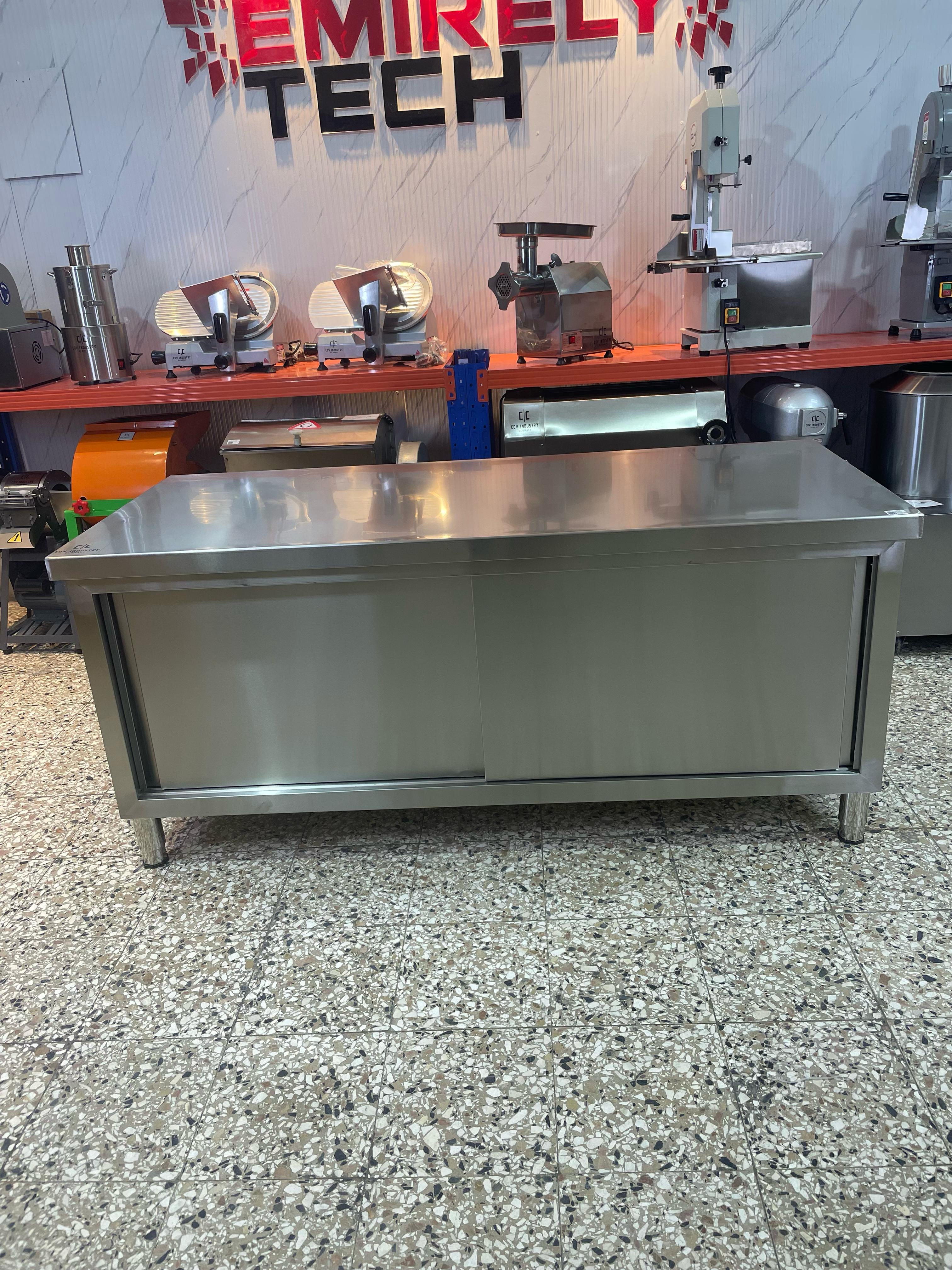 Mesa de trabajo de acero inoxidable tipo gabinete de 2 puertas Foto 7269012-10.jpg