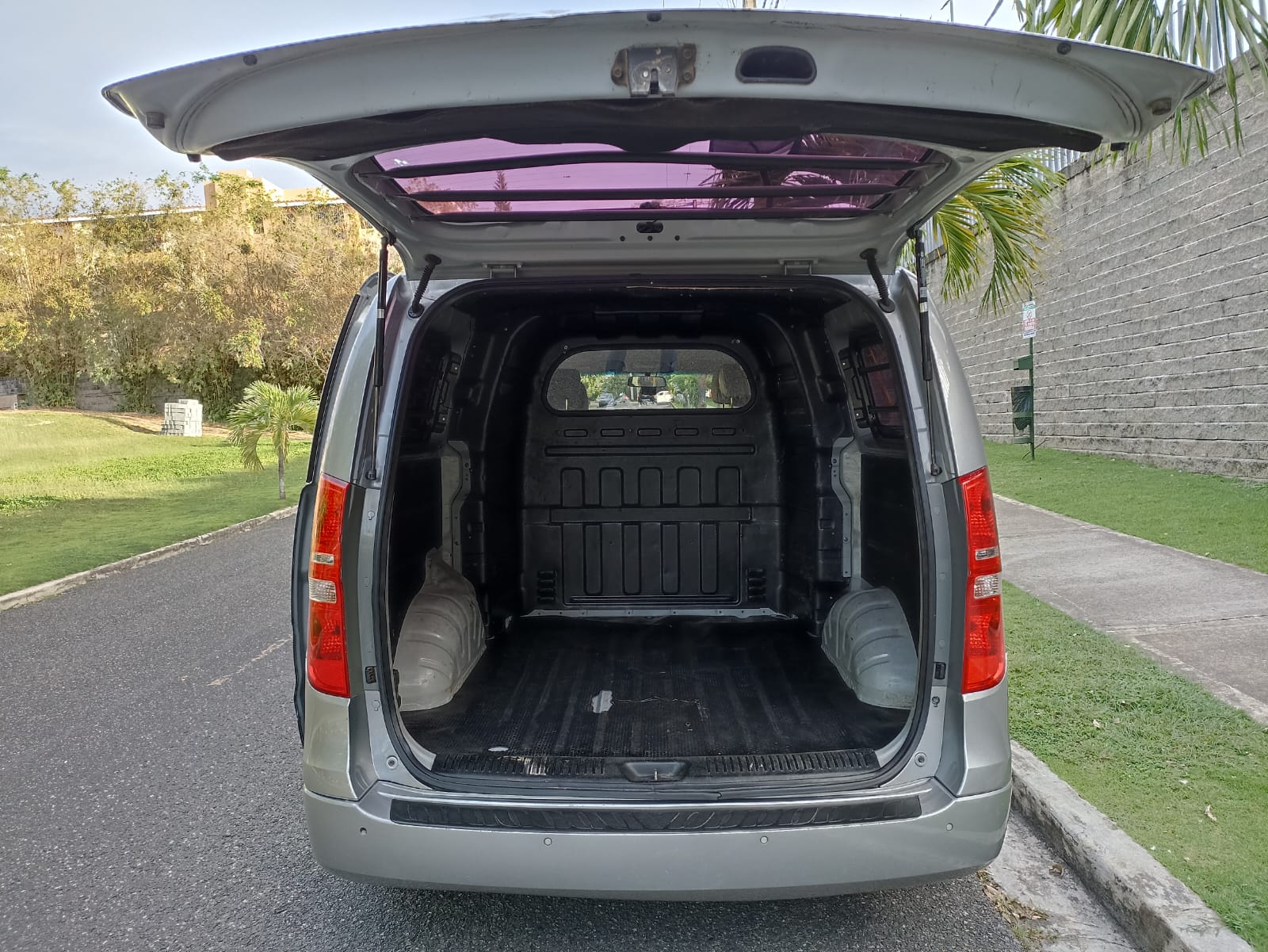 HYUNDAI GRAN STAREX 2019 Foto 7269036-7.jpg
