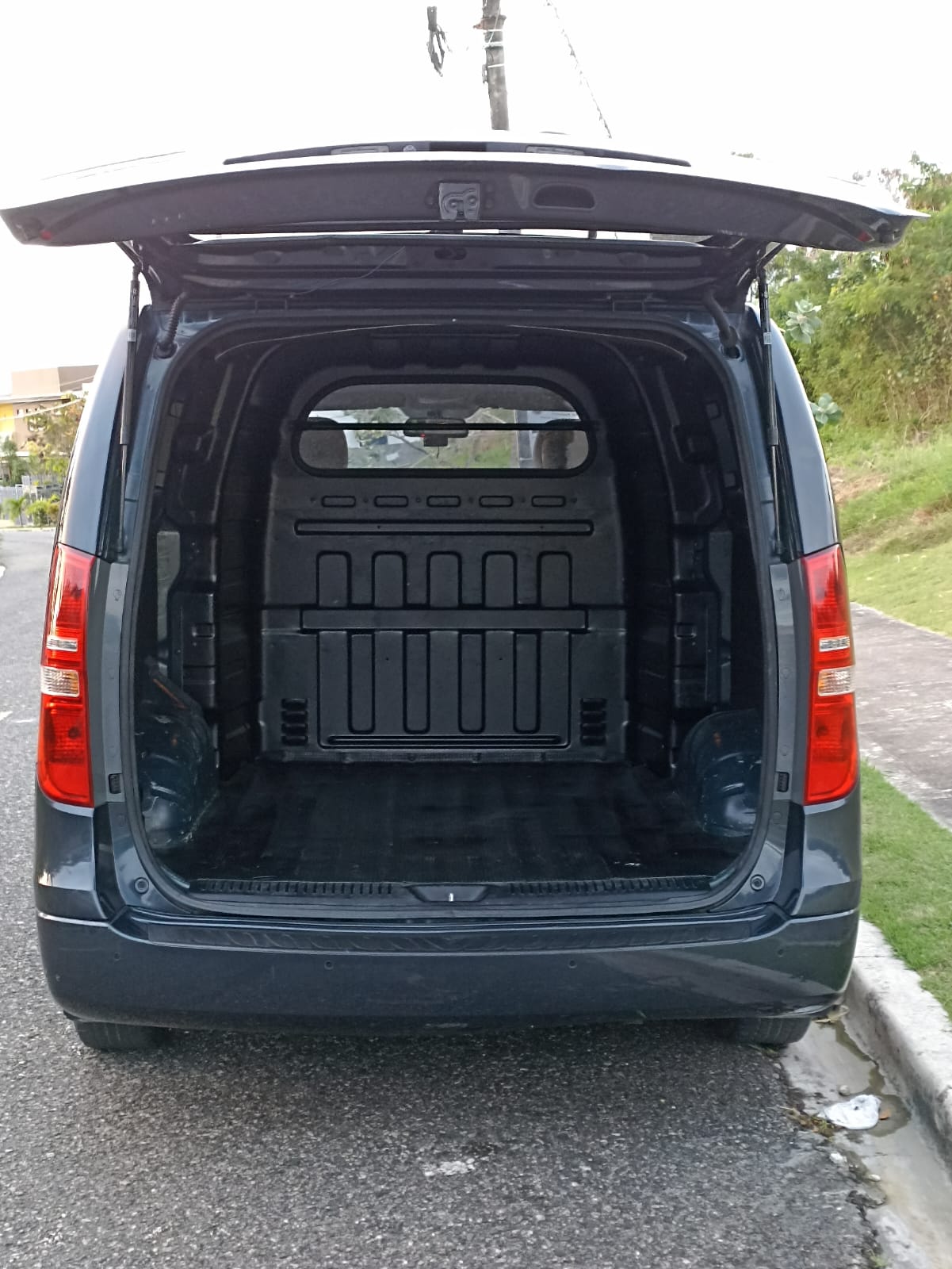 HYUNDAI GRAN STAREX 2019 AZUL Foto 7269038-7.jpg