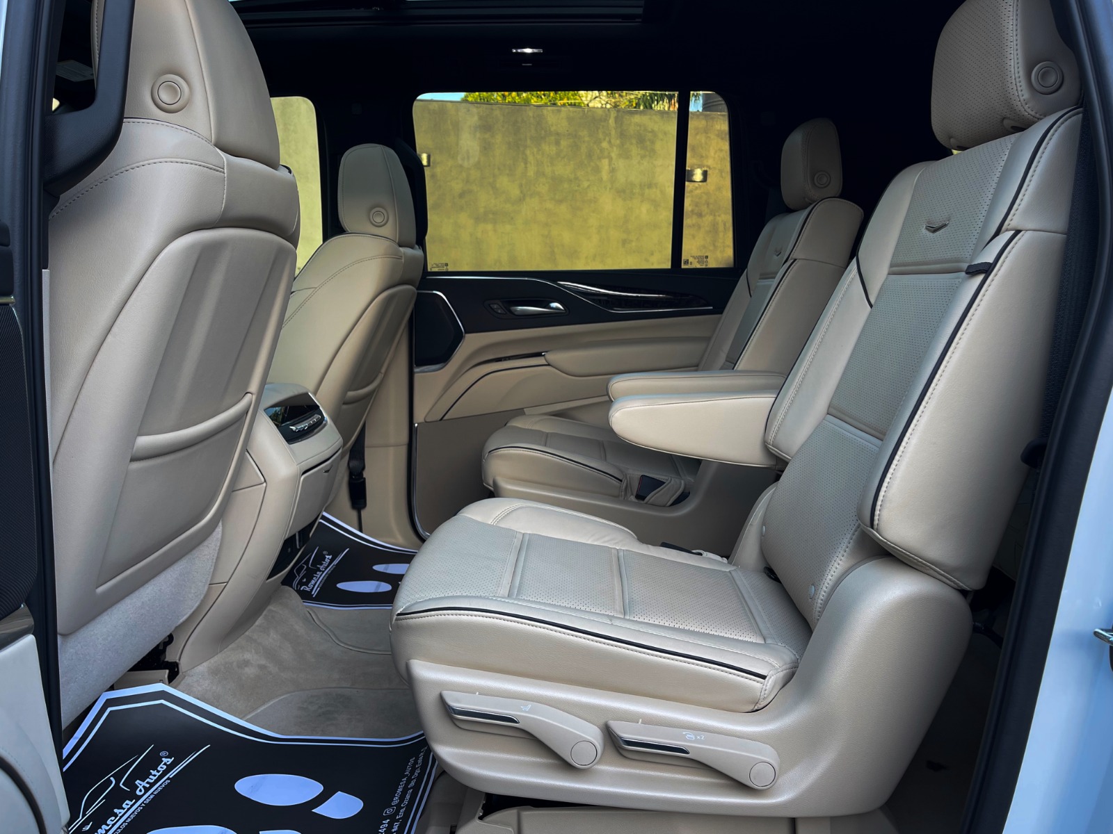 CADILLAC ESCALADE PREMIUM LUXURY LONG 4WD 2023!!! Foto 7269075-8.jpg