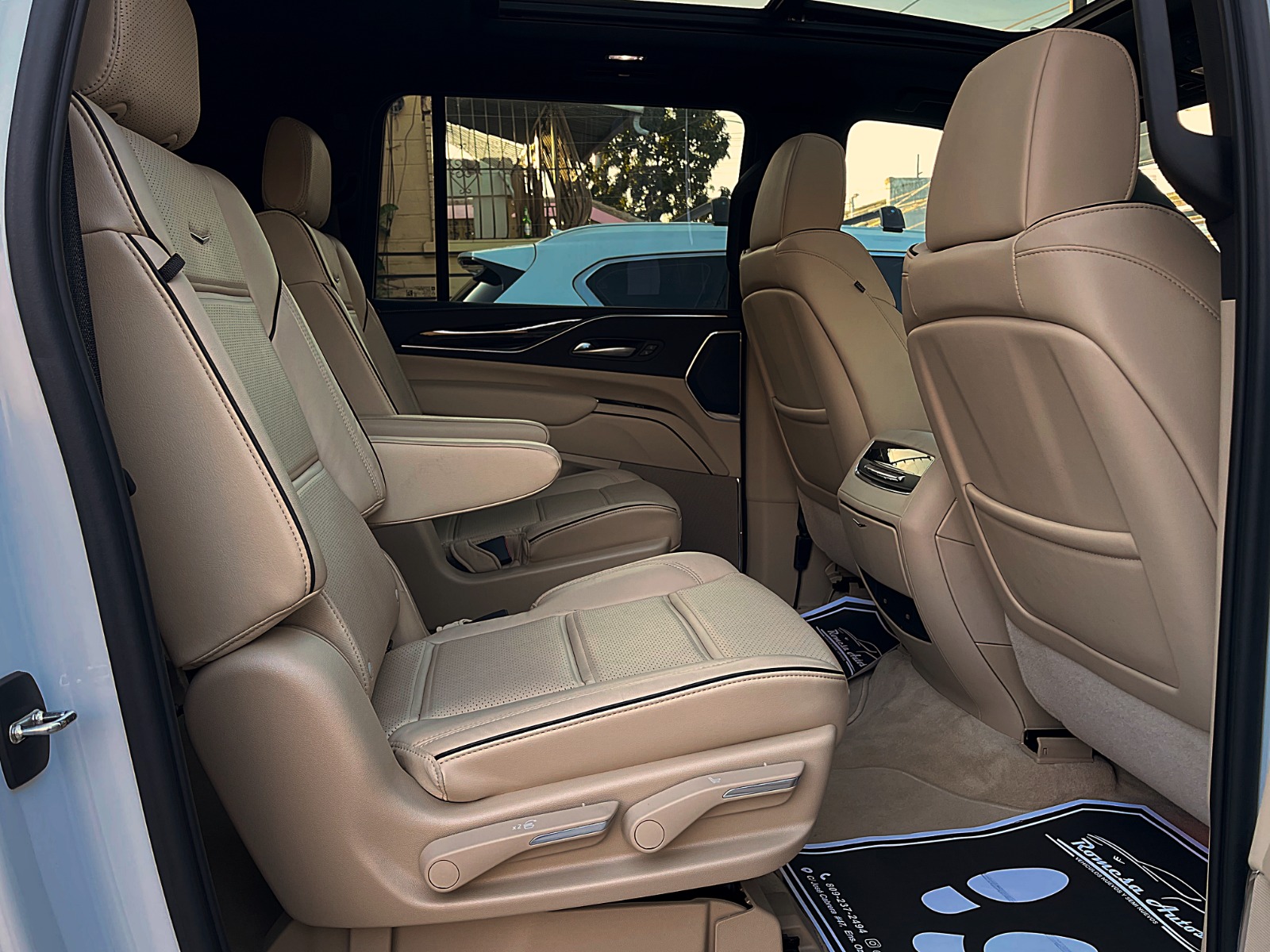 CADILLAC ESCALADE PREMIUM LUXURY LONG 4WD 2023!!! Foto 7269075-9.jpg