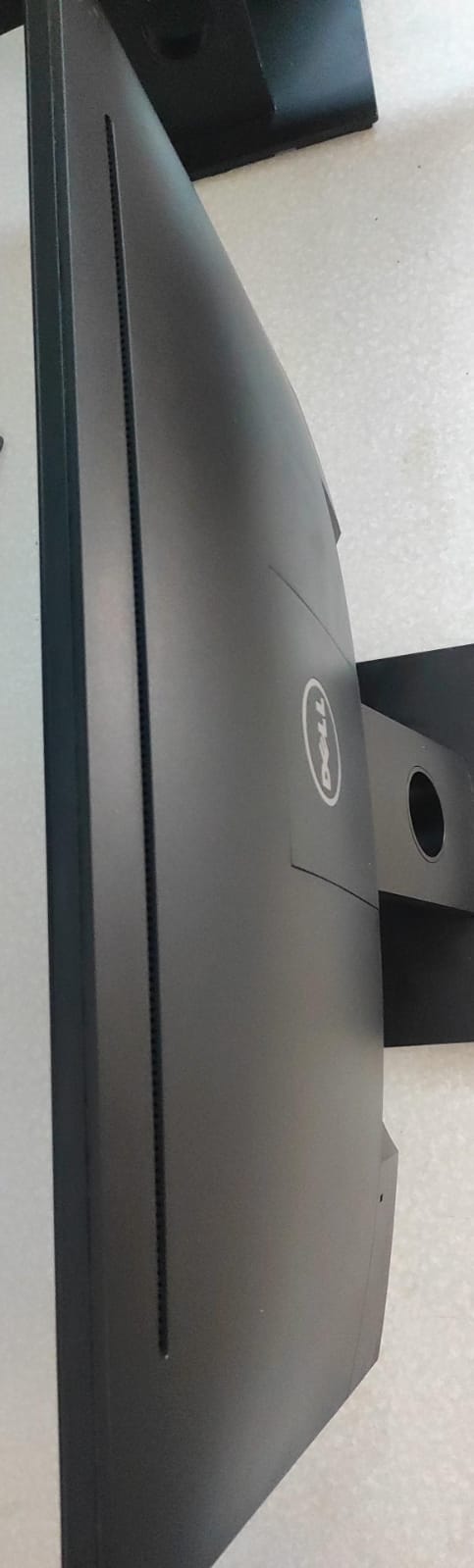 MONITOR DELL LED-24 PULGADAS DISPLAY FULL HD 1080X1920P Foto 7269079-4.jpg