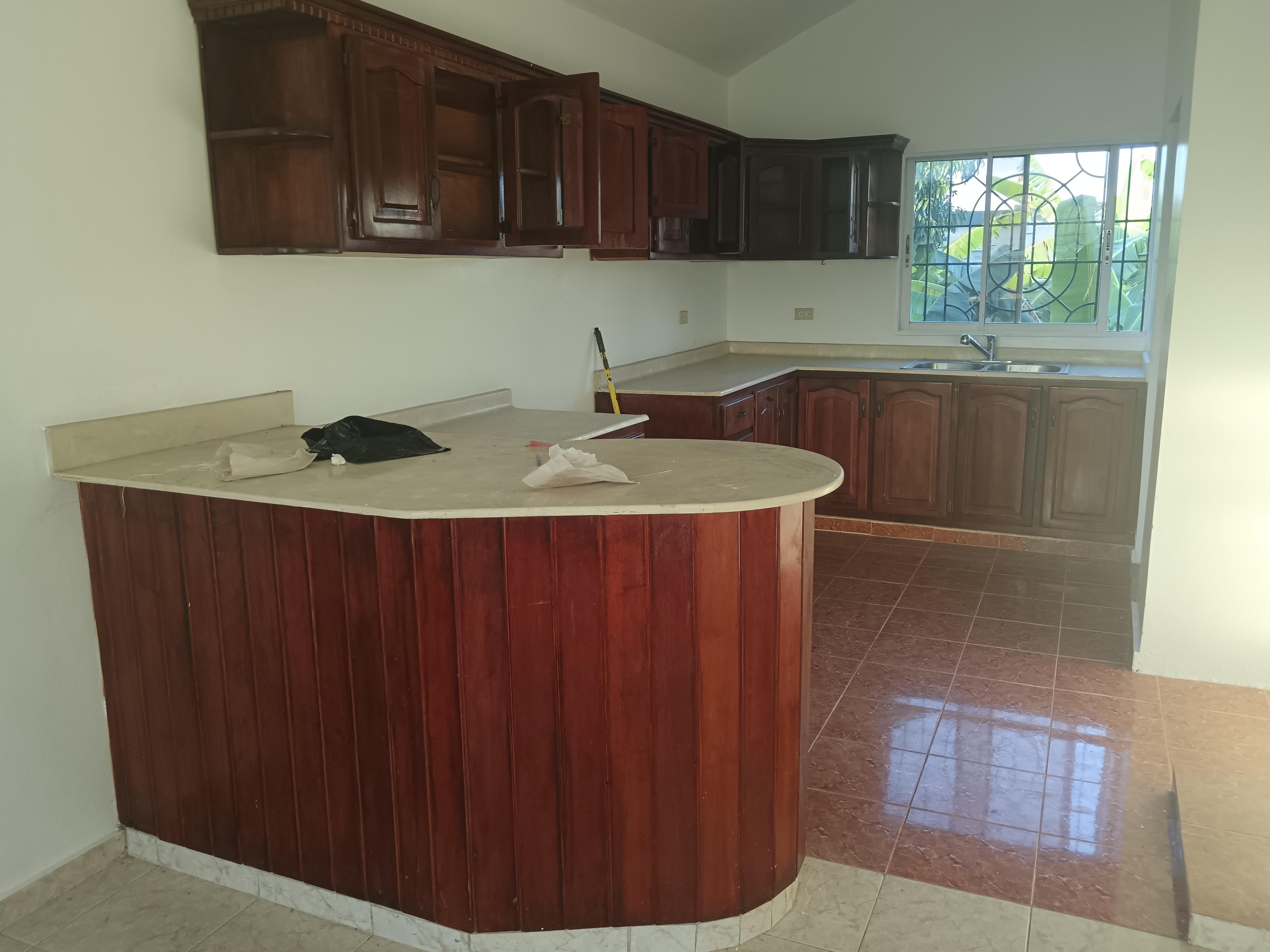 Casa con más 300mt2 en alquiler en Invivienda  Foto 7269080-7.jpg