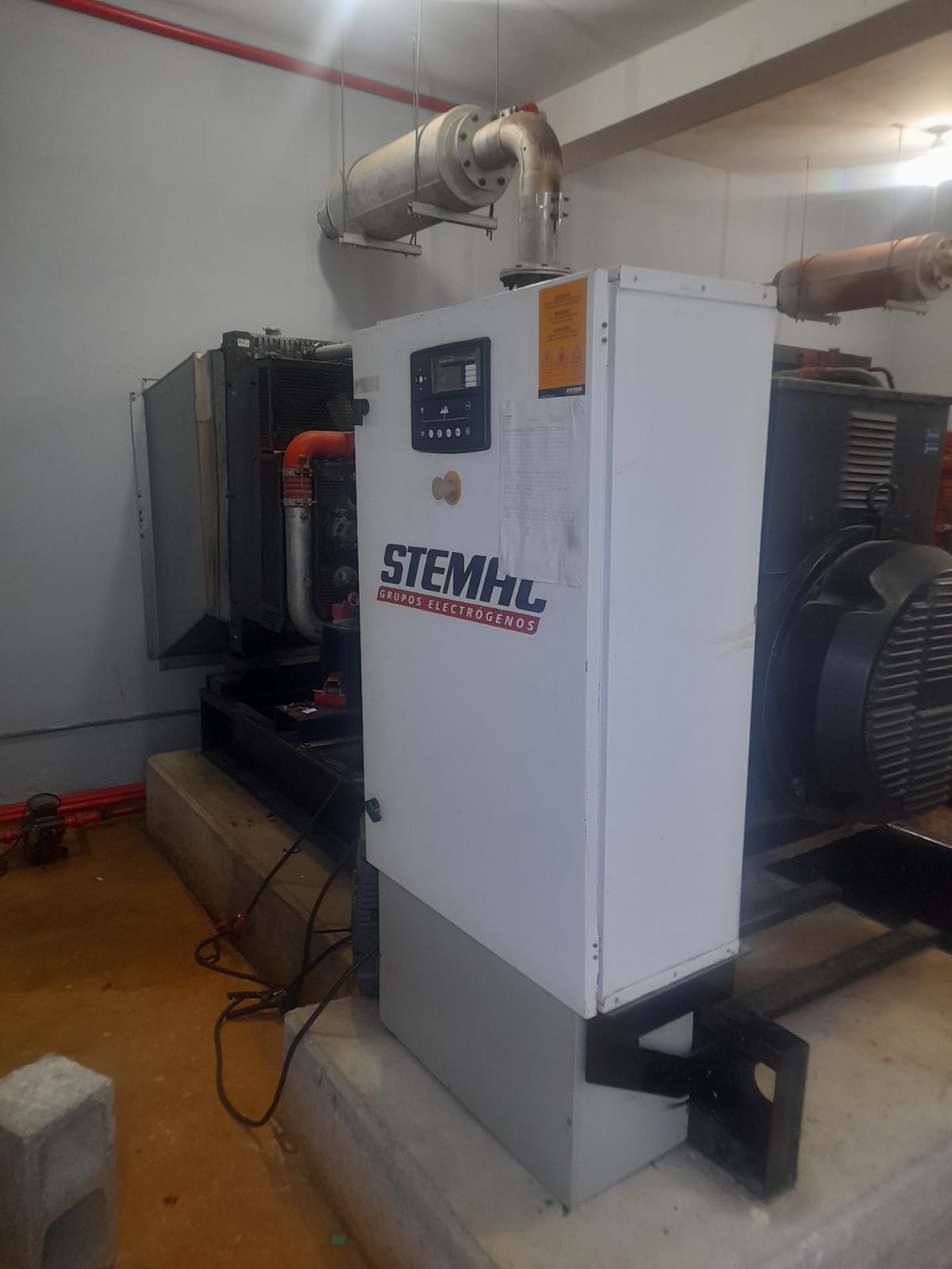 PLANTA ELECTRICA SCANIA 360KVA POCO USO Foto 7269157-4.jpg