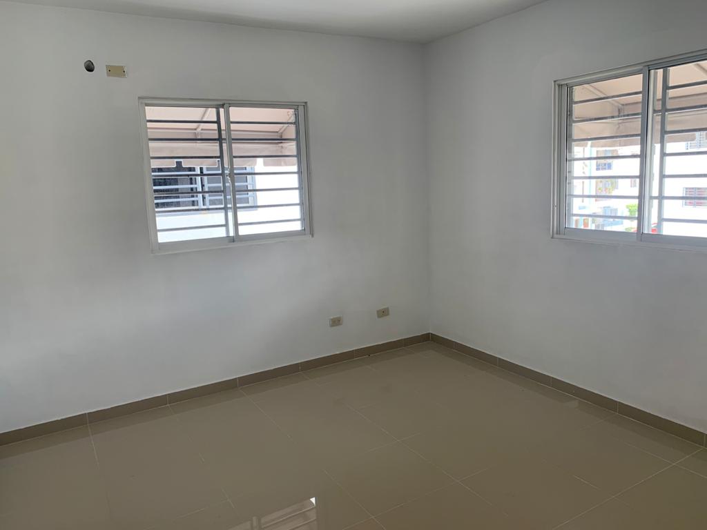 Apartamento en Alquiler en Altos De Alameda Foto 7269180-2.jpg