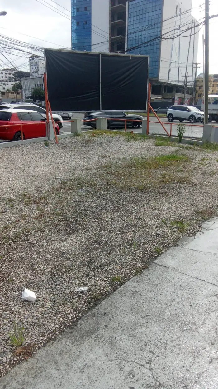 Se alquila terreno en la Av. 27 de febrero  Foto 7269182-4.jpg