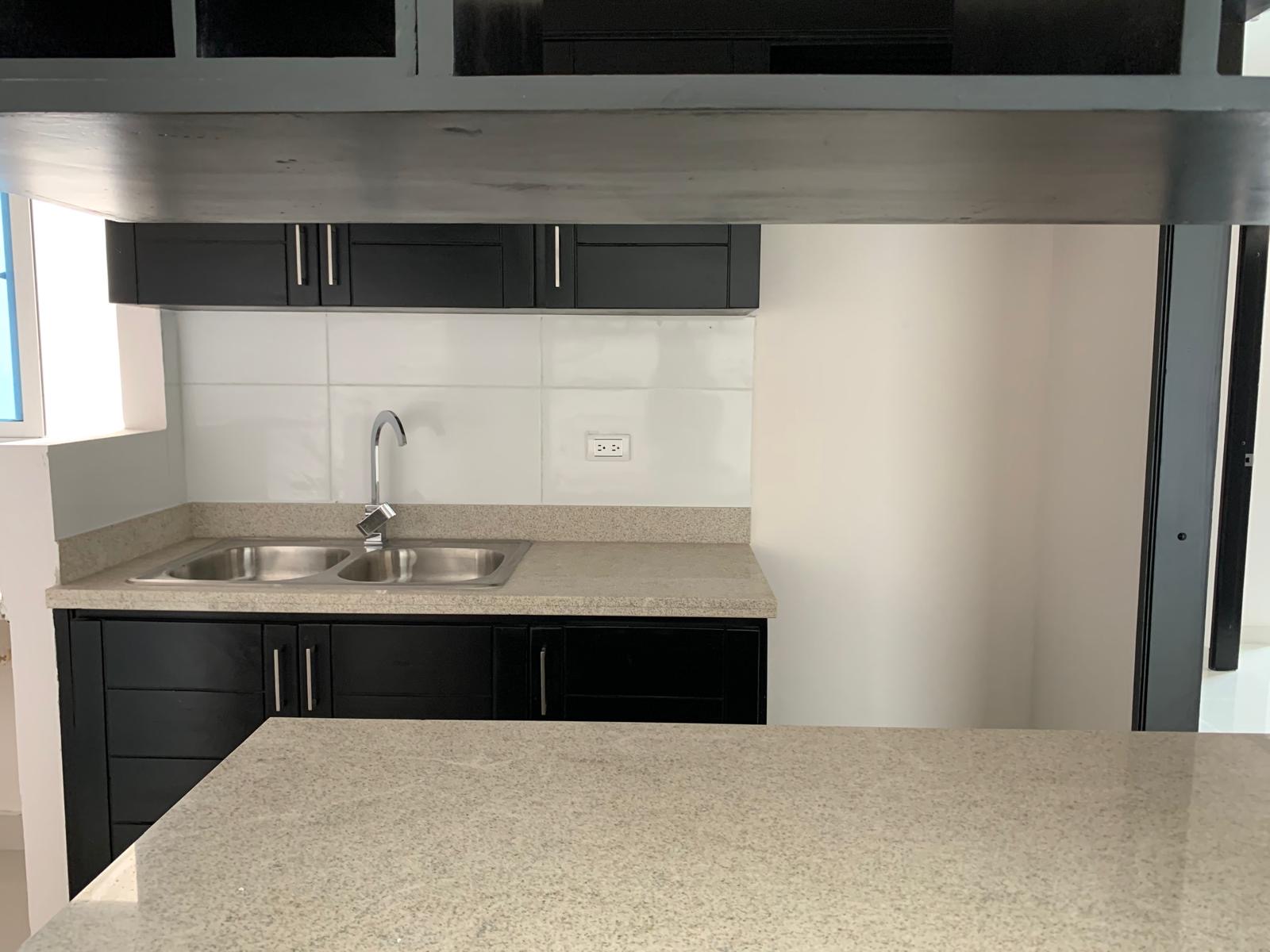 Apartamento segundo piso en Residencial Cayenas  autopista San Isidro Foto 7269230-3.jpg
