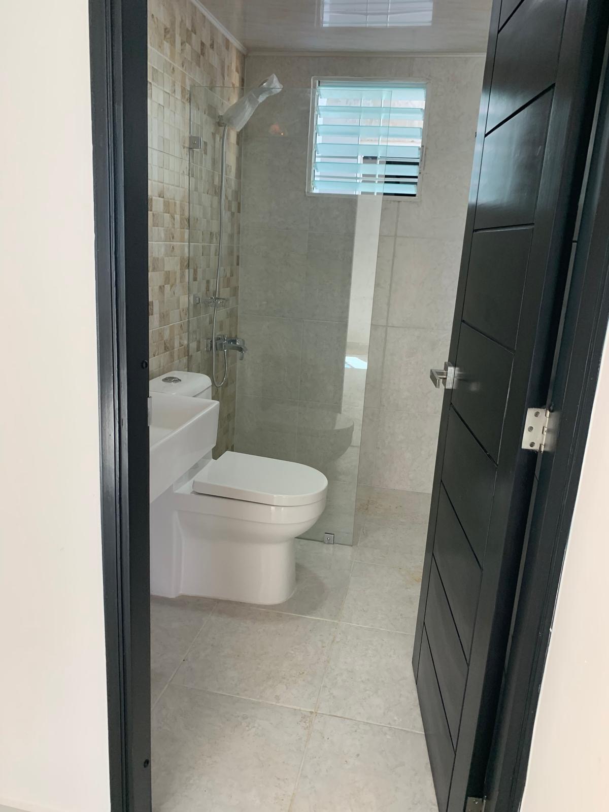 Apartamento segundo piso en Residencial Cayenas  autopista San Isidro Foto 7269230-7.jpg