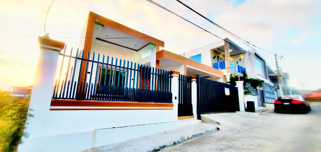 SUPER CASA DE VENTA CON DOS COSINAS EN SANTIAGO RD Foto 7269309-2.jpg