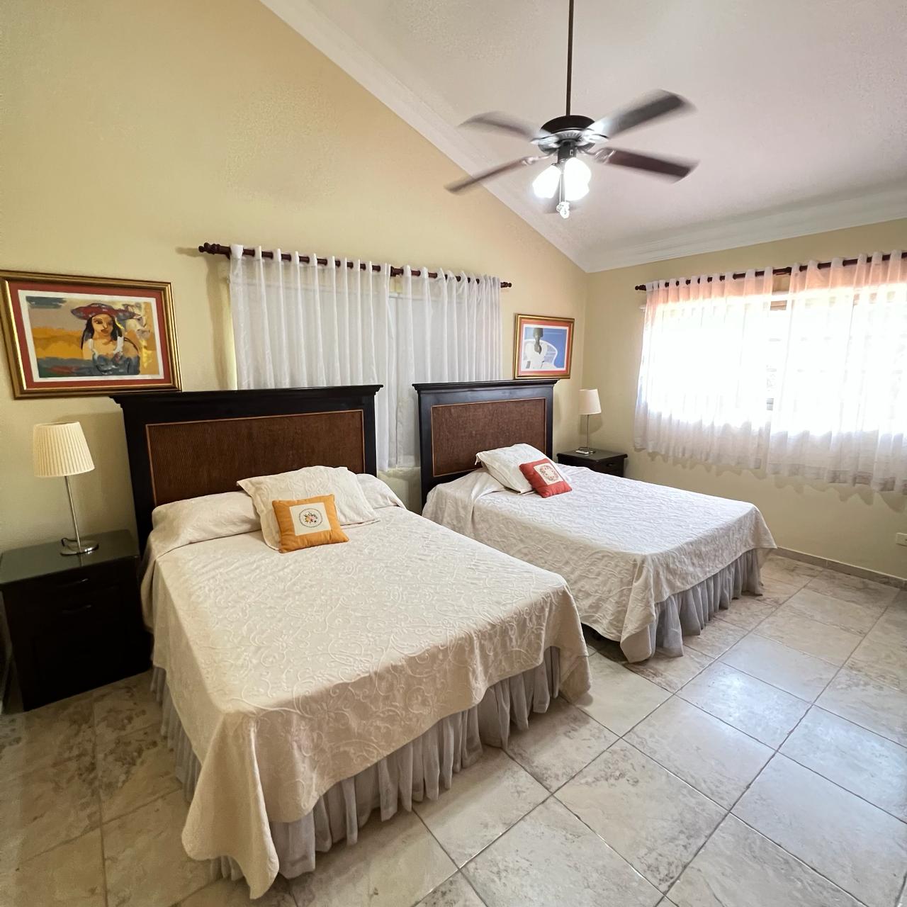 Villa  en Alquiler y Venta Amueblada  en Metro Country Club con Vista  Foto 7269313-12.jpg