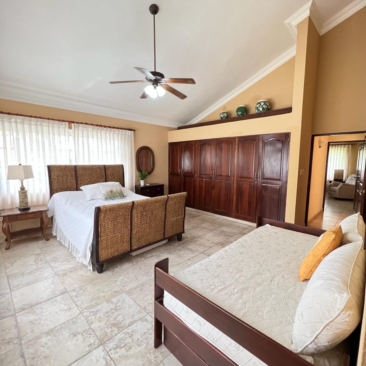 Villa  en Alquiler y Venta Amueblada  en Metro Country Club con Vista  Foto 7269313-14.jpg