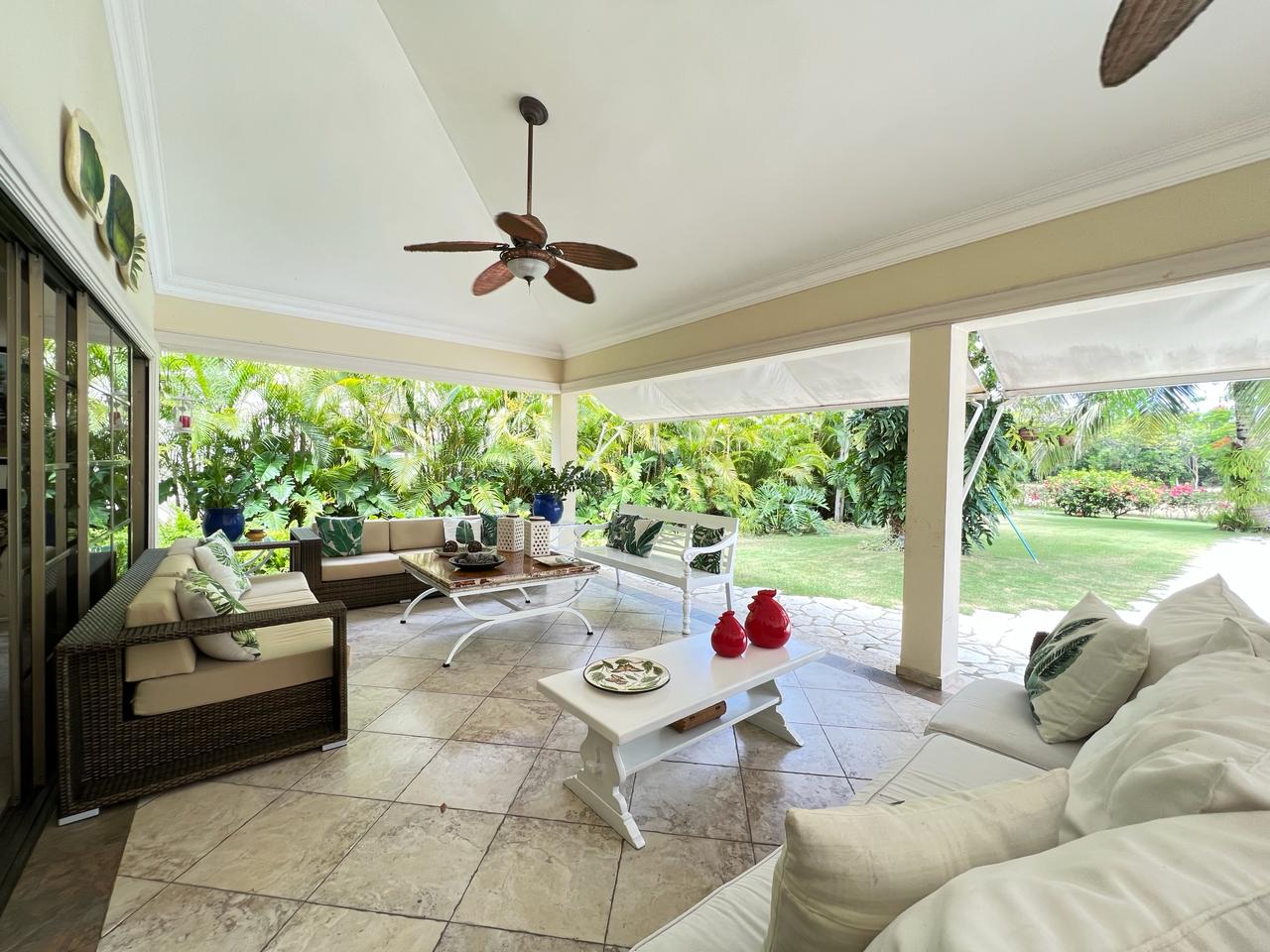 Villa  en Alquiler y Venta Amueblada  en Metro Country Club con Vista  Foto 7269313-3.jpg