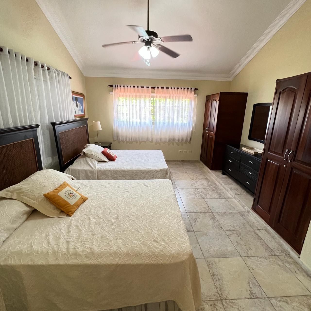 Villa  en Alquiler y Venta Amueblada  en Metro Country Club con Vista  Foto 7269313-4.jpg
